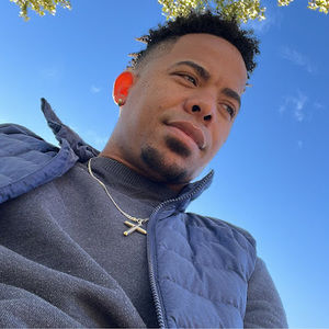 Meet your Posher, Henry